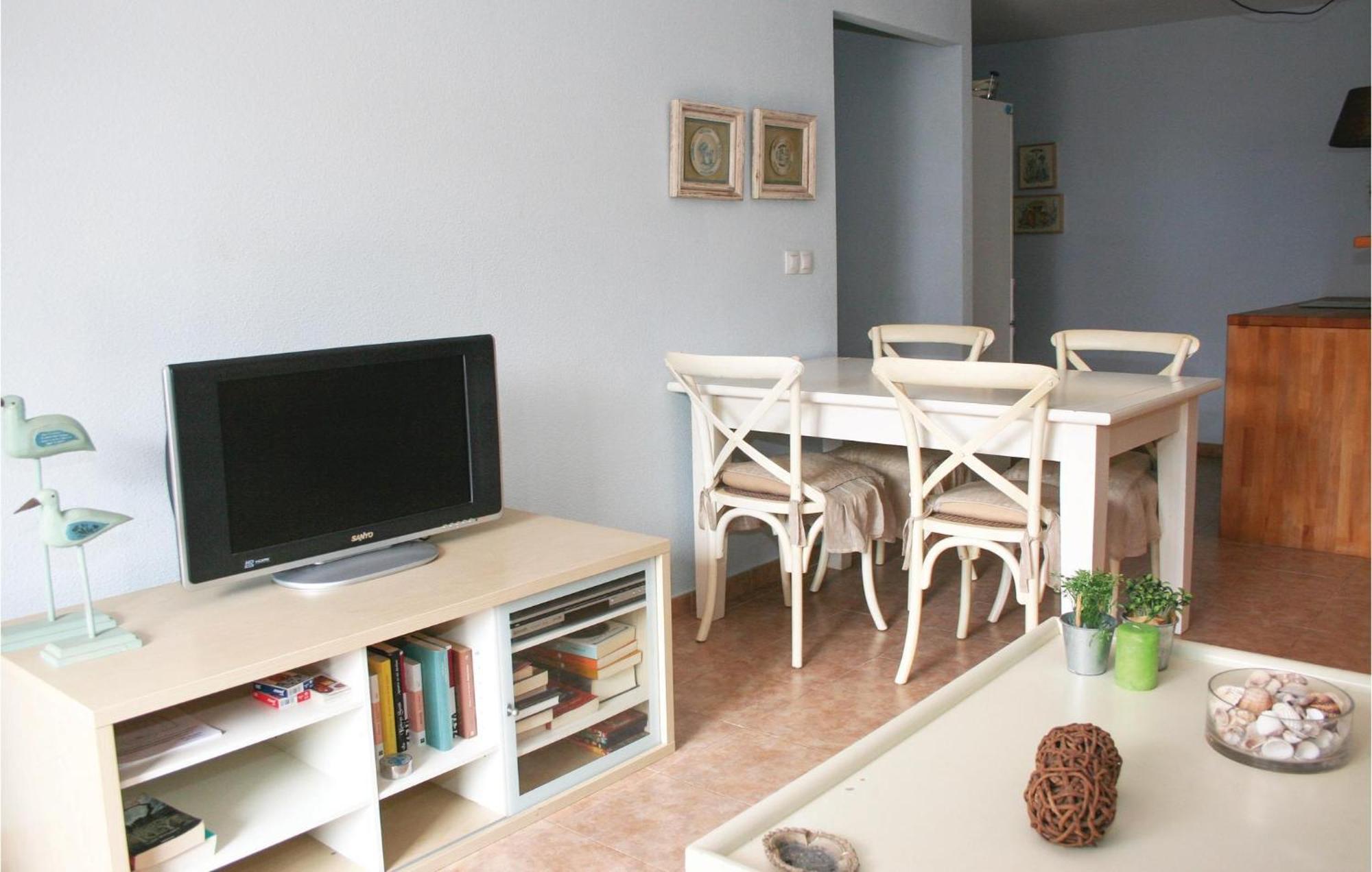 Beautiful Apartment In Alcossebre With Kitchen Exterior foto